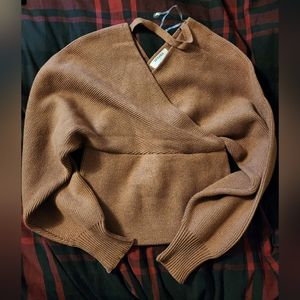 Brand New w/o tags Crop Sweater